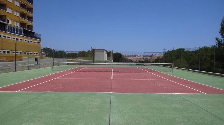 2-Bedroom And Living Room Apartment Near Campoamor Beach 外观 照片